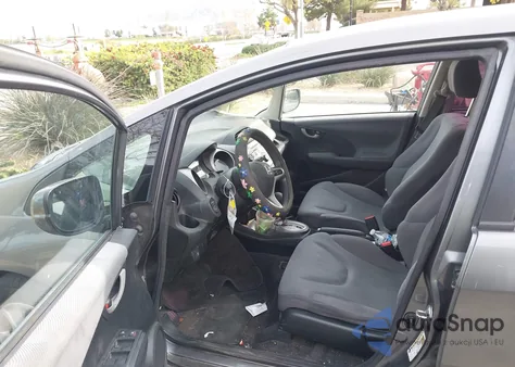 2013 Honda Fit z USA, uszkodzony, nr VIN JHMGE8H30DC079721